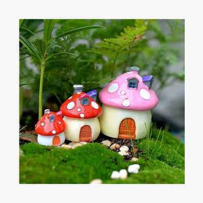 MINIATURE MUSHROOM HOUSE