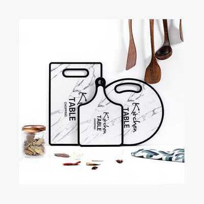 CHOPPING BOARD