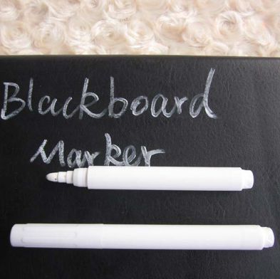 White Liquid Chalk Pen