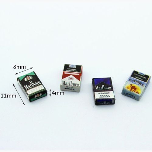 MINIATURE CIGARETTE PACKET
