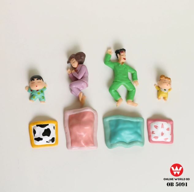 Miniature Crayon Shin-Chan Family