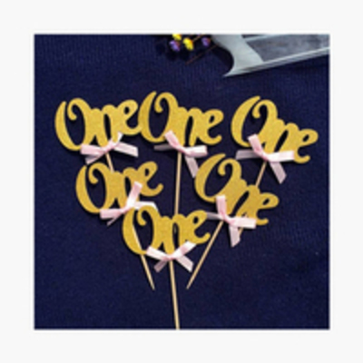 ONE CAKE TOPPER