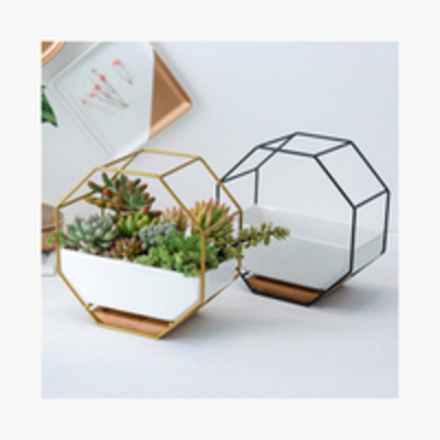 CERAMIC VASE