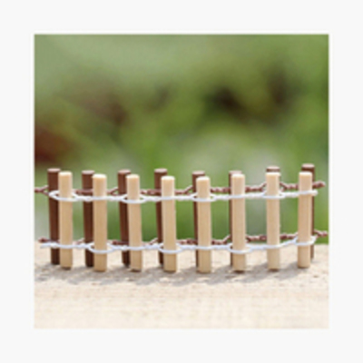 MINIATURE FENCE